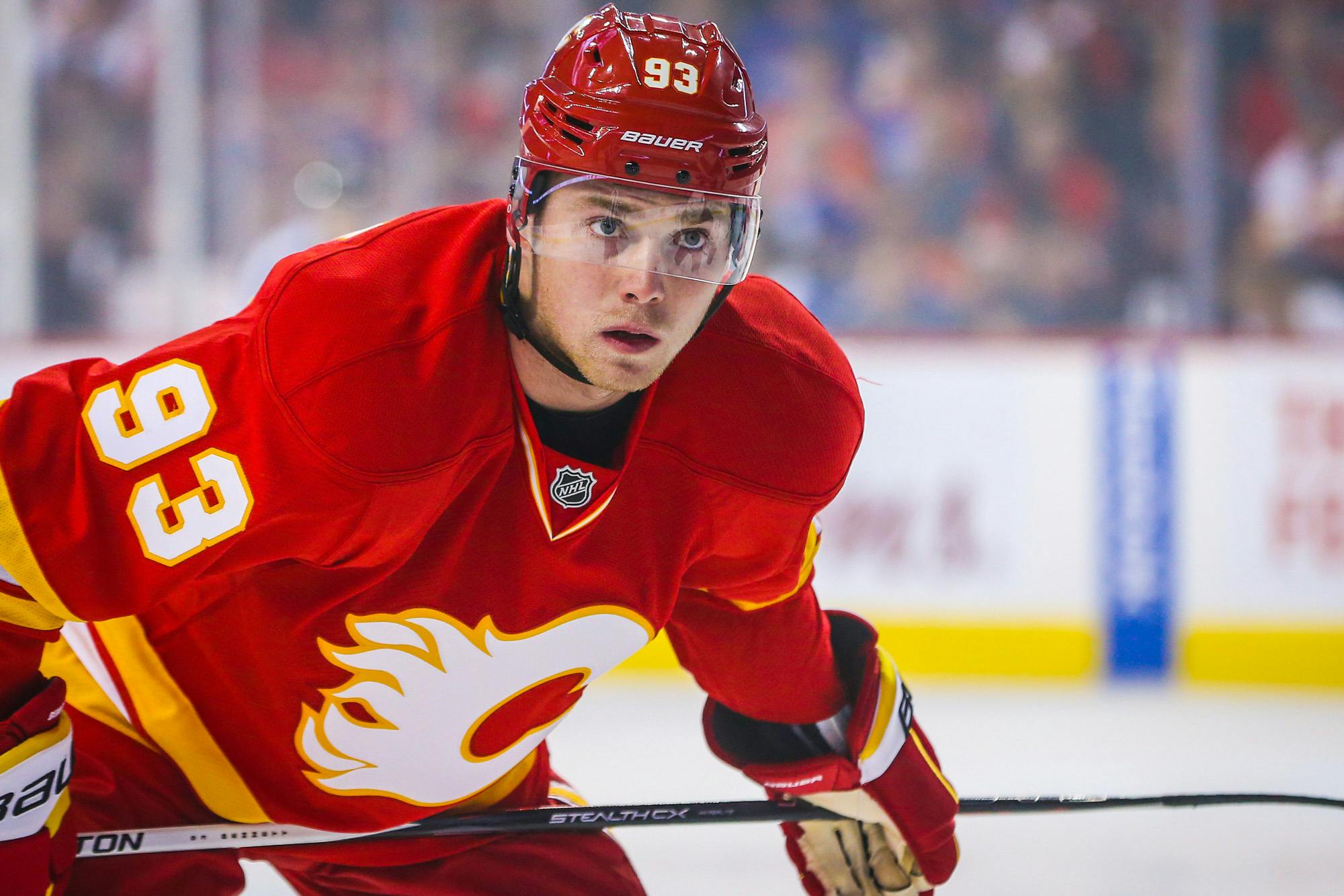 Flames rookie Bennett values his NHL playoff experience
