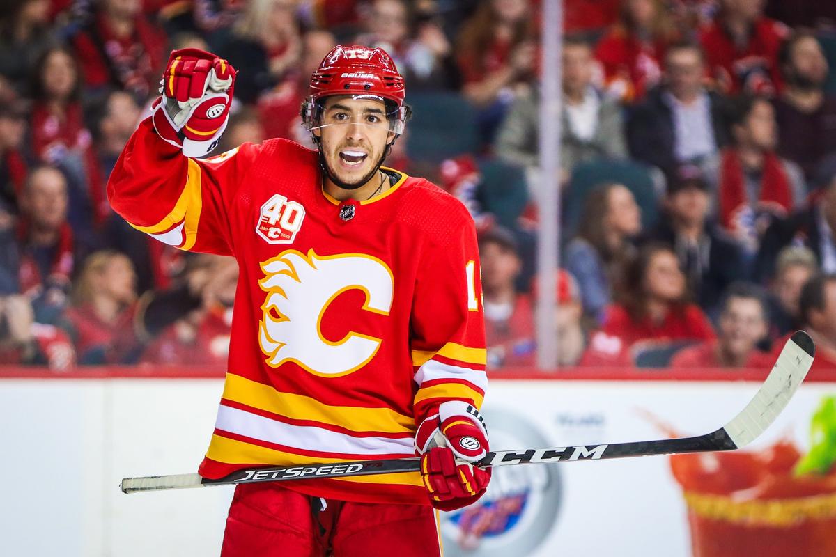 The Flames Need To Make A Decision About Johnny Gaudreau Flamesnation