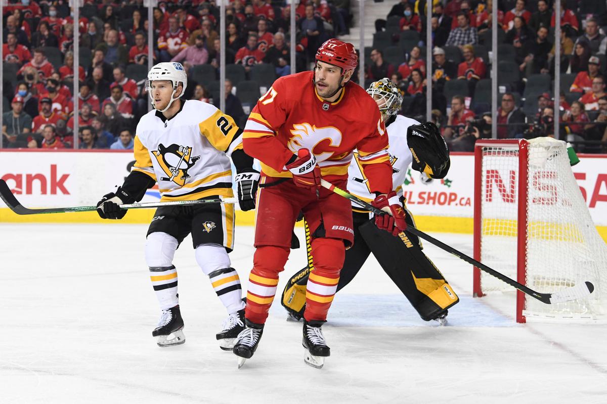 Milan Lucic’s five-hole shooting has become the Flames’ secret weapon