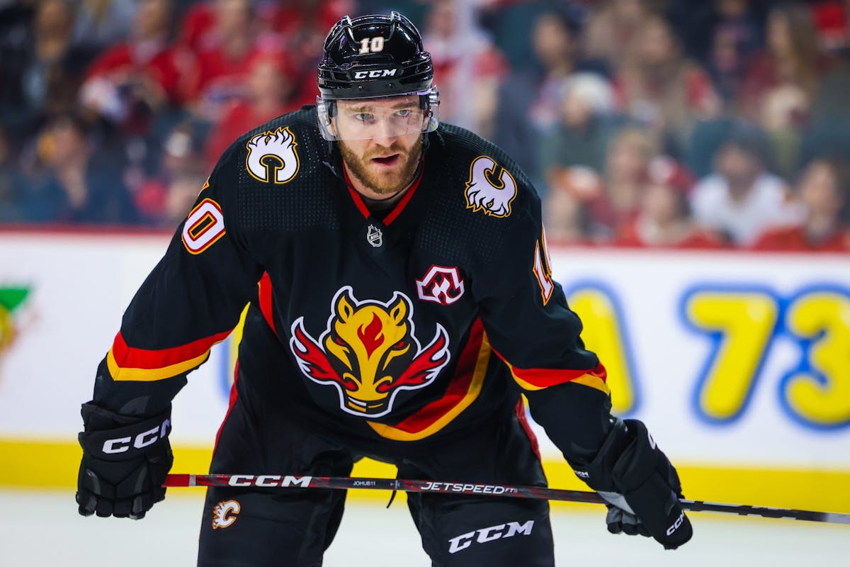 Jonathan Huberdeau has night to remember as Flames clobber Panthers -  FlamesNation
