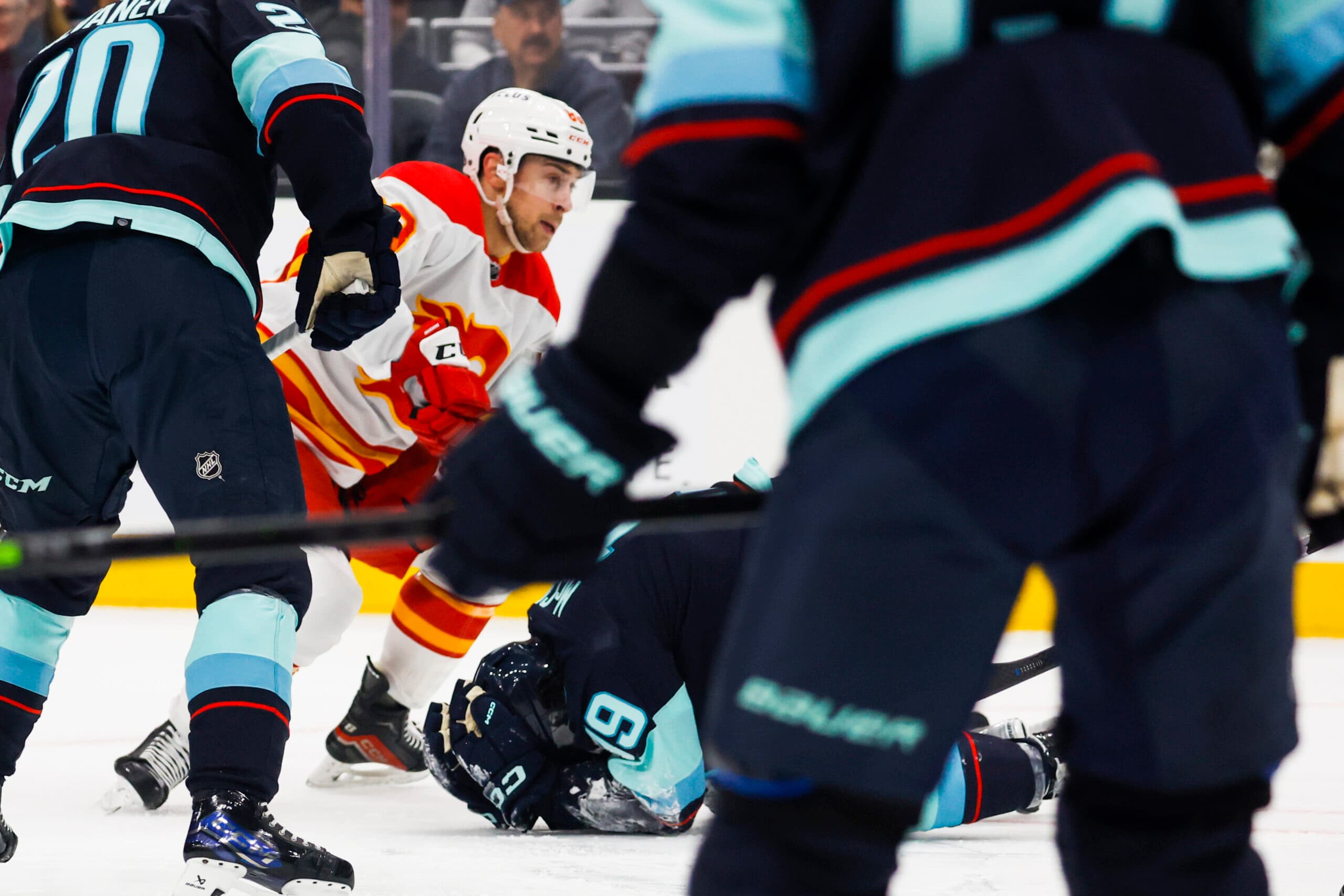 NHL: Cross Check to the Head