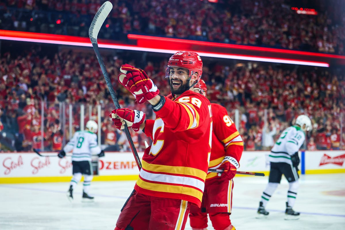 Oliver Kylington plans to play with Calgary Flames next season - Daily  Faceoff